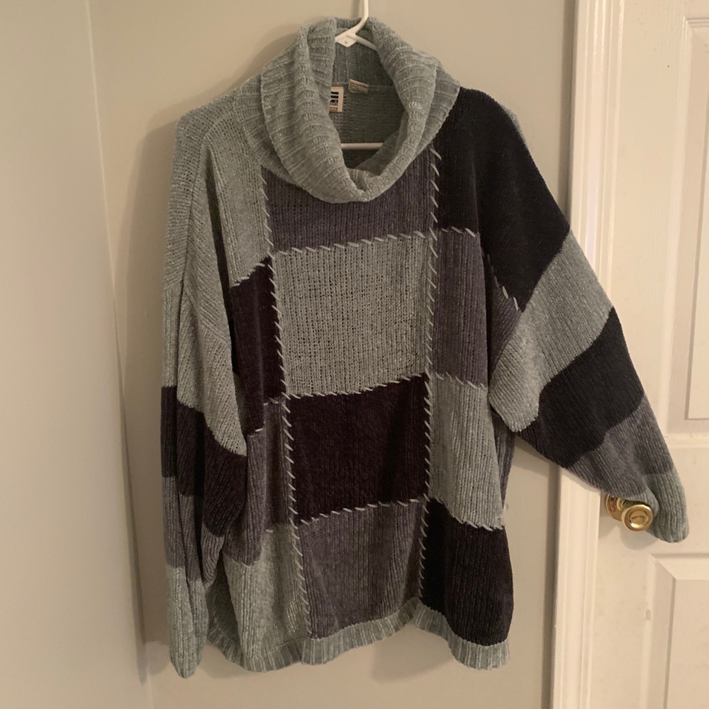 color blocked black and grey knit sweater